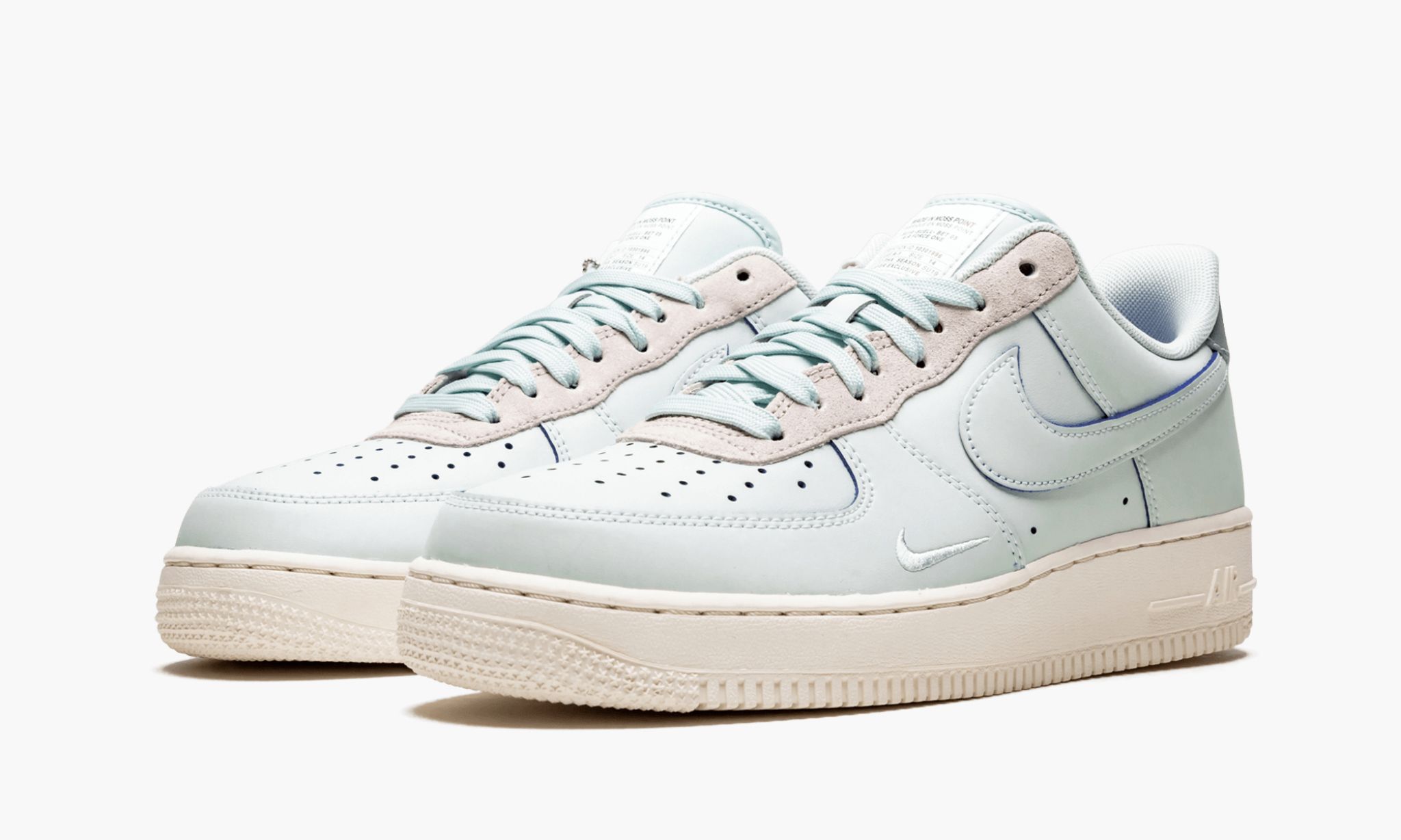 NIKEAIRFORCE1-0715-202_2-1.jpg