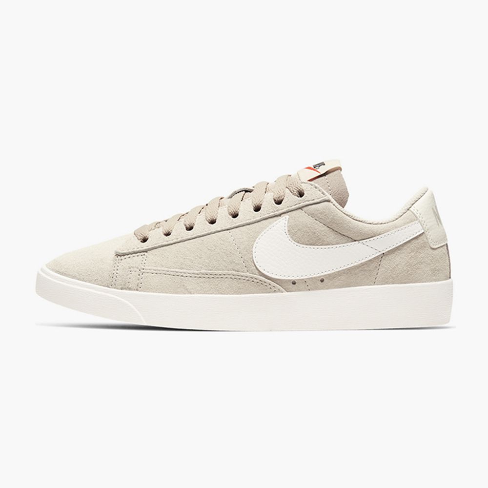 NIKEBLAZER-0722-673-1.jpg